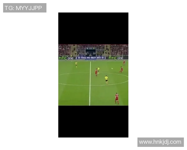 足球明星名字镂空模板创意设计与应用分享探讨