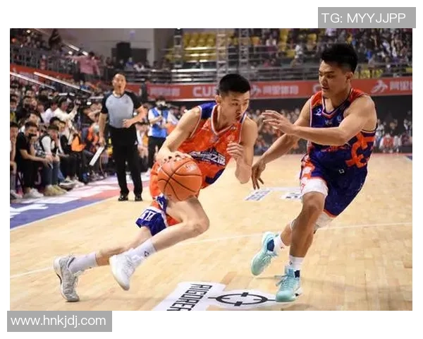 对话黄伟：回顾篮球生涯的辉煌与挑战与成长之路