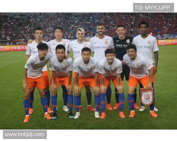 赛后分析：北京篮球队与重庆篮球队灵活性对比及战术探讨