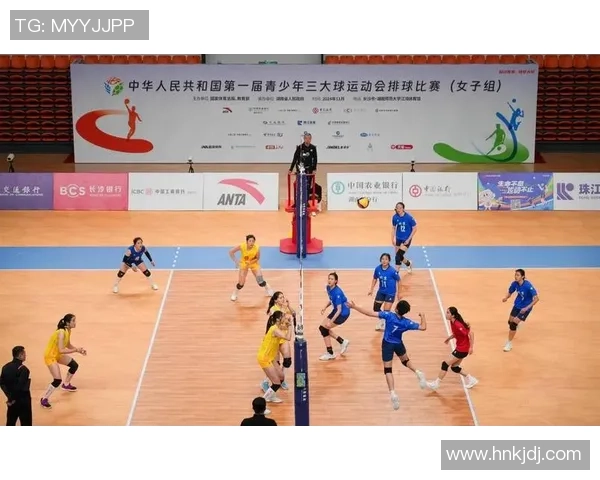 武汉排球队的拼搏之路:邀请赛背后的故事与荣耀 武汉排球队的拼搏之路:邀请赛背后的故事与荣耀