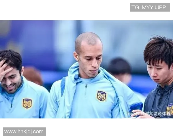 武汉足球队节奏对比深度解析与战术演变探讨